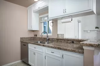 Photo #6: 230019588 Listing