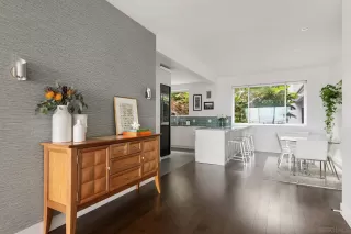 Photo #4: 230019593 Listing