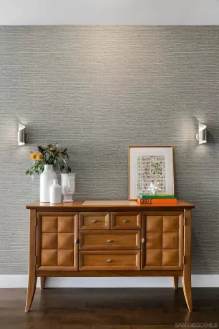 Photo #5: 230019593 Listing