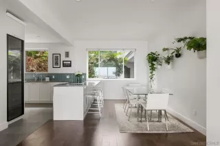 Photo #6: 230019593 Listing