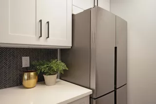 Photo #5: 230019605 Listing 