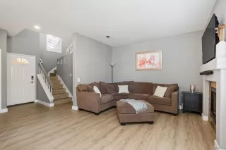 Photo #3: 230019648 Listing