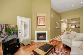 Photo #3: 230019653 Listing 