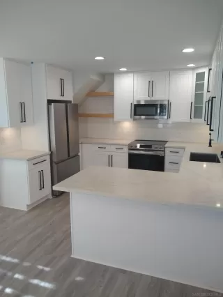 Photo #2: 230019665 Listing