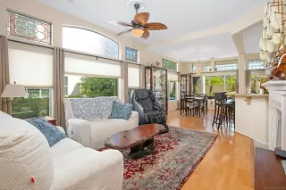 Photo #3: 230019683 Listing 