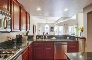 Photo #4: 230019747 Listing 