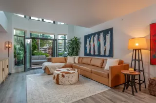 Photo #4: 230019756 Listing 