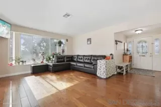 Photo #4: 230019783 Listing