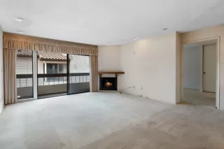 Photo #4: 230019933 Listing