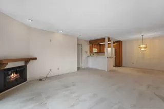 Photo #6: 230019933 Listing