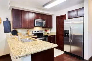 Photo #4: 230020120 Listing