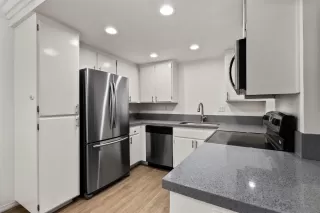 Photo #6: 230020164 Listing