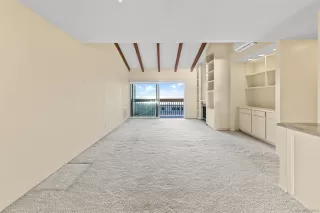 Photo #6: 230020175 Listing 