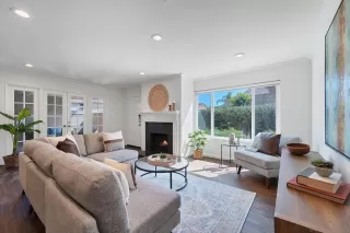 Photo #2: 230020177 Listing