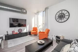 Photo #6: 230020212 Listing