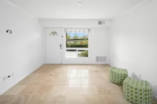 Photo #5: 230020229 Listing