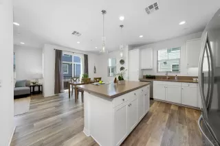 Photo #1: 230020267 Listing