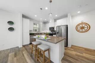 Photo #6: 230020267 Listing