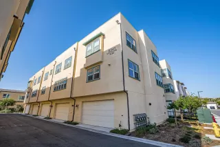 Photo #1: 230020294 Listing