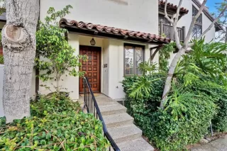 More Details about MLS # 230020328 : 8696 VILLA LA JOLLA DR UNIT 2