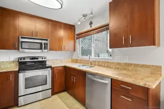 Photo #1: 230020345 Listing