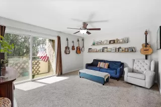 Photo #2: 230020345 Listing