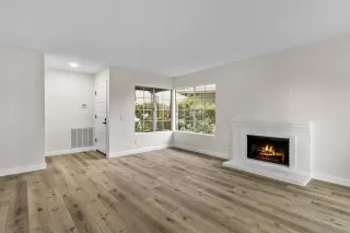 Photo #4: 230020362 Listing