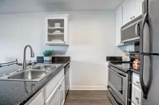 Photo #2: 230020387 Listing 