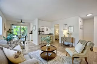 Photo #1: 230020390 Listing 