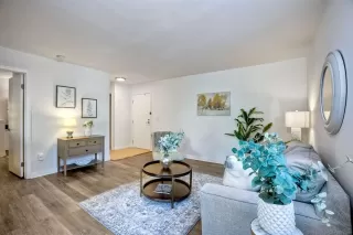 Photo #5: 230020390 Listing 