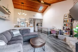 Photo #2: 230020412 Listing