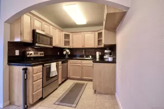 Photo #1: 230020485 Listing 