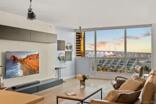 Photo #4: 230020550 Listing