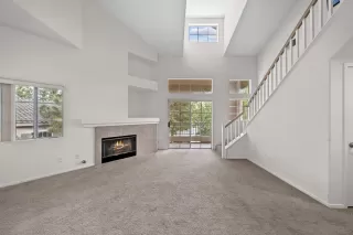 Photo #4: 230020581 Listing