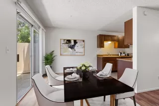 Photo #2: 230020592 Listing