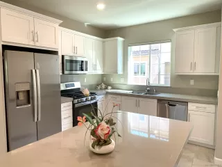 Photo #4: 230020612 Listing 