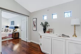 Photo #3: 230020621 Listing