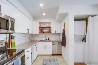 Photo #2: 230020667 Listing