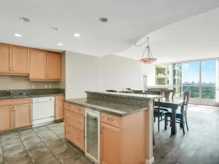 Photo #6: 230020736 Listing 