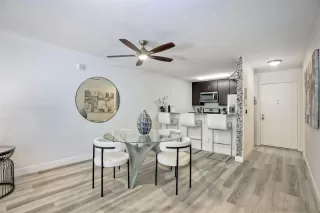 Photo #5: 230020746 Listing 