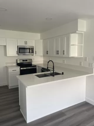 Photo #2: 230020755 Listing 