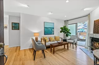 Photo #5: 230020762 Listing