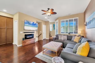 Photo #4: 230020766 Listing