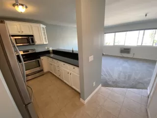 Photo #4: 230020781 Listing