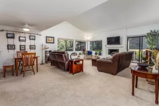 Photo #1: 230020787 Listing 