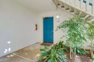 Photo #2: 230020797 Listing