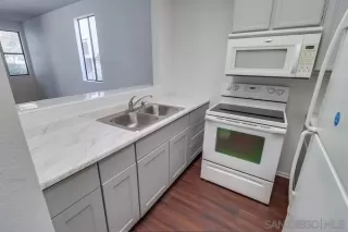 Photo #5: 230020797 Listing