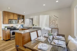 Photo #6: 230020801 Listing