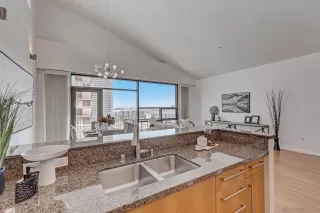 Photo #6: 230020840 Listing