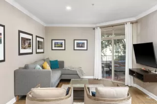 Photo #1: 230020858 Listing